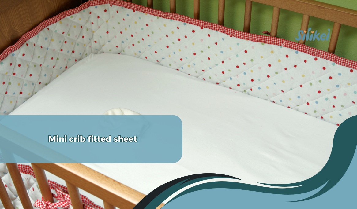 Mini crib fitted sheet